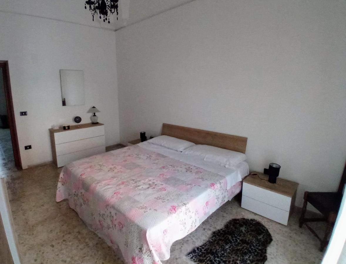 Casa Vacanza Nonna Emma Villa Лизано Екстериор снимка