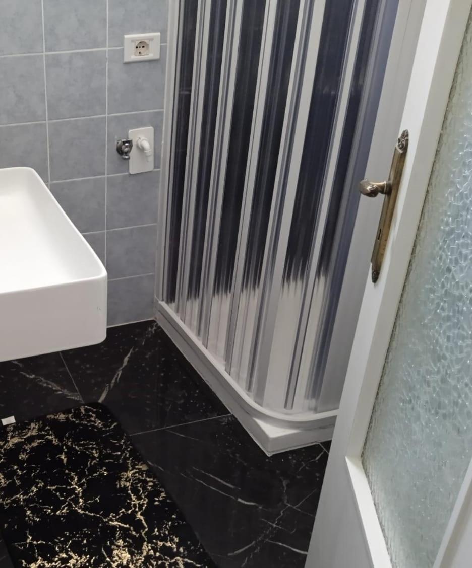 Casa Vacanza Nonna Emma Villa Лизано Екстериор снимка